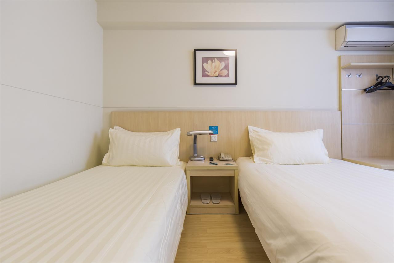Jinjiang Inn Xianning Yinquan Avenue Hot Spring Hotel Exterior foto